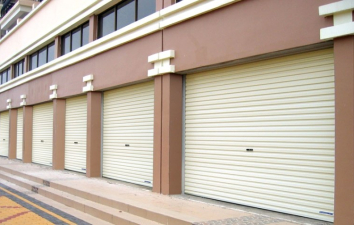 Thi Công Lắp Đặt Cửa Cuốn